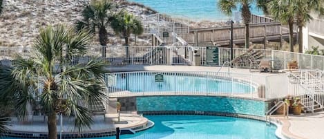 Beheizter Pool