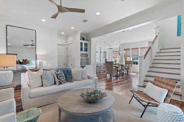 living looking into kitchen