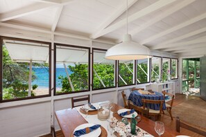 Dining - Historic Bungalow On Idyllic White Sand Beach w/ Great Snorkeling! (Kamuela)