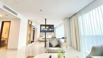 Suite (The 101) | Woonruimte | Lcd-televisie