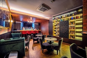 Bar lounge