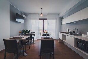 Daily buffet breakfast (EUR 5 per person)