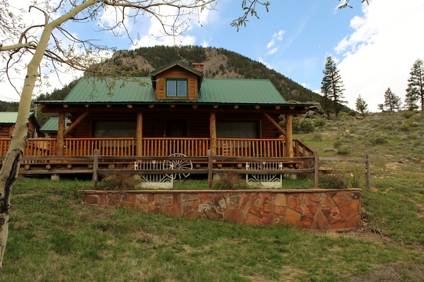 Welcome to Aspen Acres!