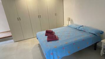 4 bedrooms, in-room safe, iron/ironing board, travel crib