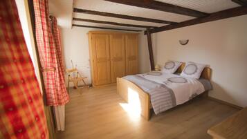 1 chambre, Wi-Fi gratuit, draps fournis