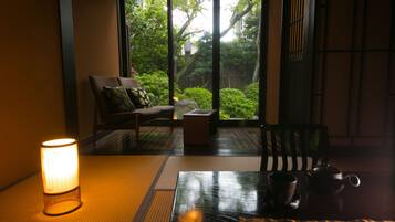 Japanese Style Room with Semi-open-air Bath | Free minibar, in-room safe, free WiFi