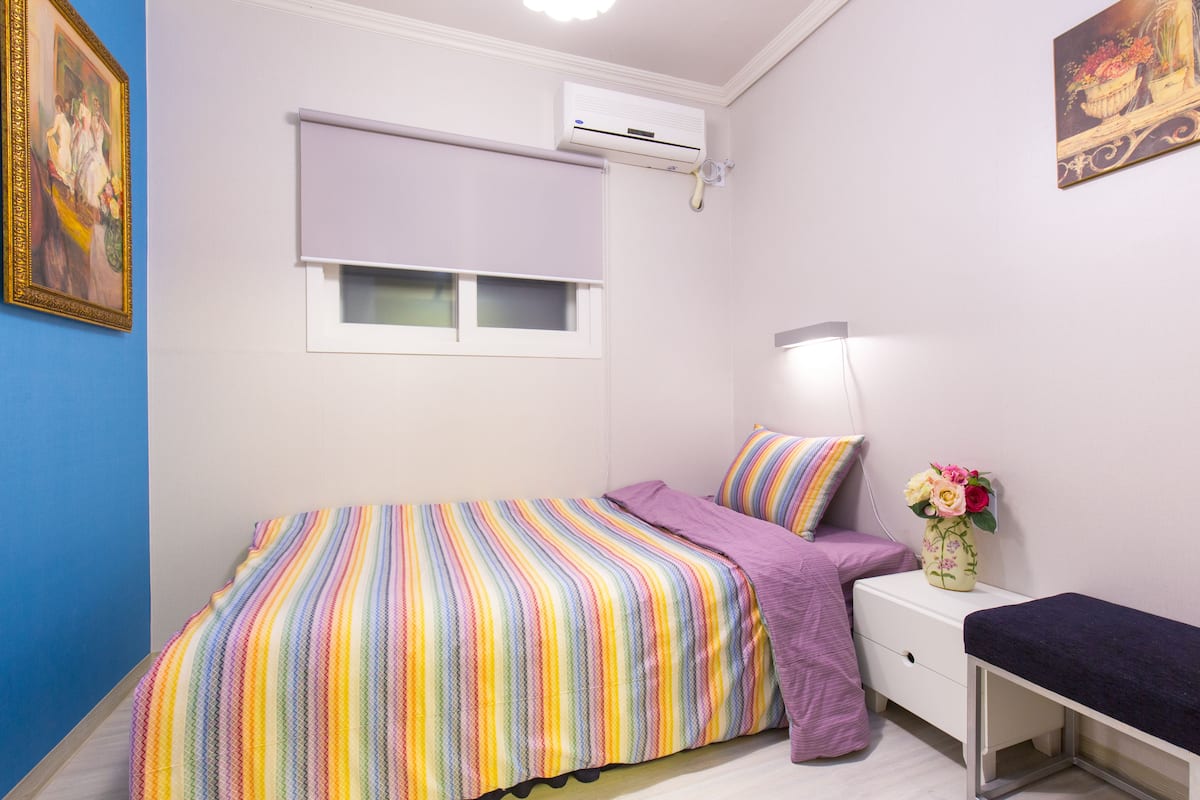 Chambre simple (Foreigner only) | Fer et planche à repasser, accès au Wi-Fi (inclus)
