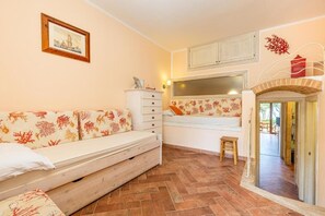 2 chambres, fer et planche à repasser, accessible en fauteuil roulant