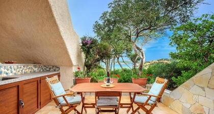 Refined apartment directly on the beach