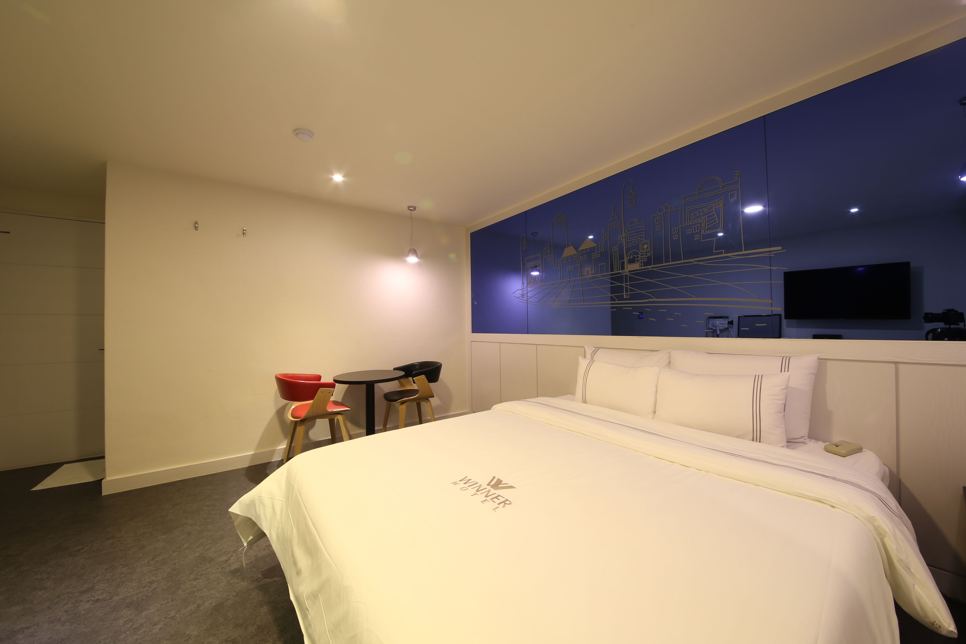 deluxe double room | desk, free wifi