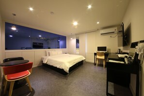 Deluxe Double Room | Desk, free WiFi - Winner Hotel (Jeonju)