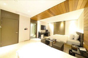 Premium Twin Room (mixed gender of adults not allowed) | Individually decorated, individually furnished, free WiFi - Lifestyle S Hotel (Seoul)