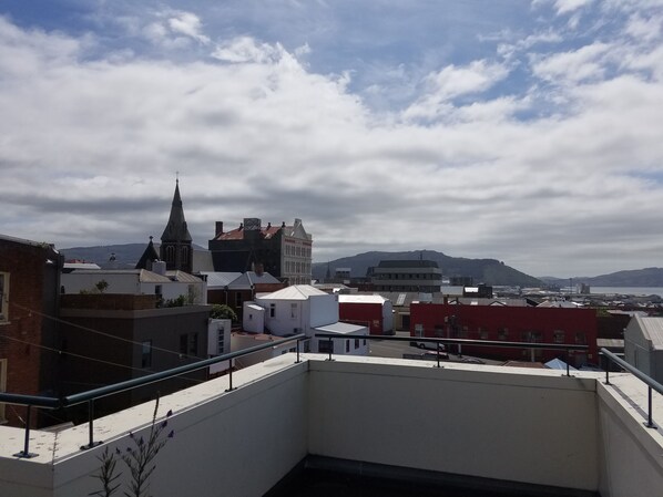 Terrace/patio - Stafford Gables Hostel (Dunedin)