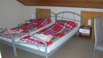 2 bedrooms, free WiFi, bed sheets