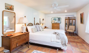 3 chambres, fer et planche à repasser, lit parapluie, Wi-Fi gratuit