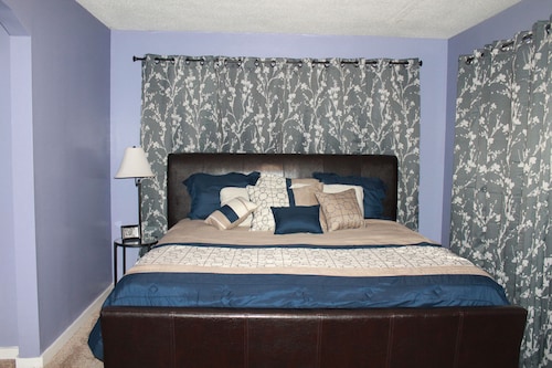 BEAUTIFUL QUIET CITY LIVING CLOSE TO DOWNTOWN (Algiers area)