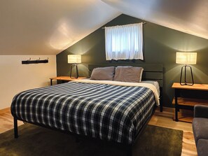 2 sovrum, skrivbord, gratis wi-fi och sängkläder