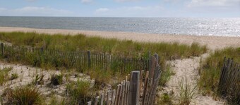 Coastal Greens Getaway-3 BR Golf Villa.  Plan now for upcoming holiday breaks!