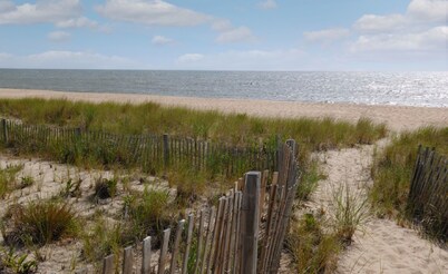 Coastal Greens Getaway-3 BR Golf Villa.  Plan now for upcoming holiday breaks!