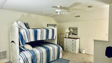 3 bedrooms, iron/ironing board, travel crib, free WiFi