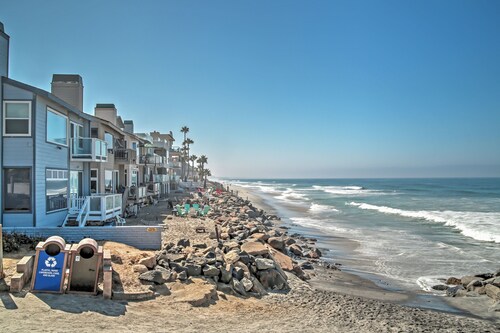 Gorgeous Remodeled Condo Steps to Beach