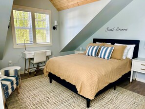 4 bedrooms, iron/ironing board, travel cot, free WiFi