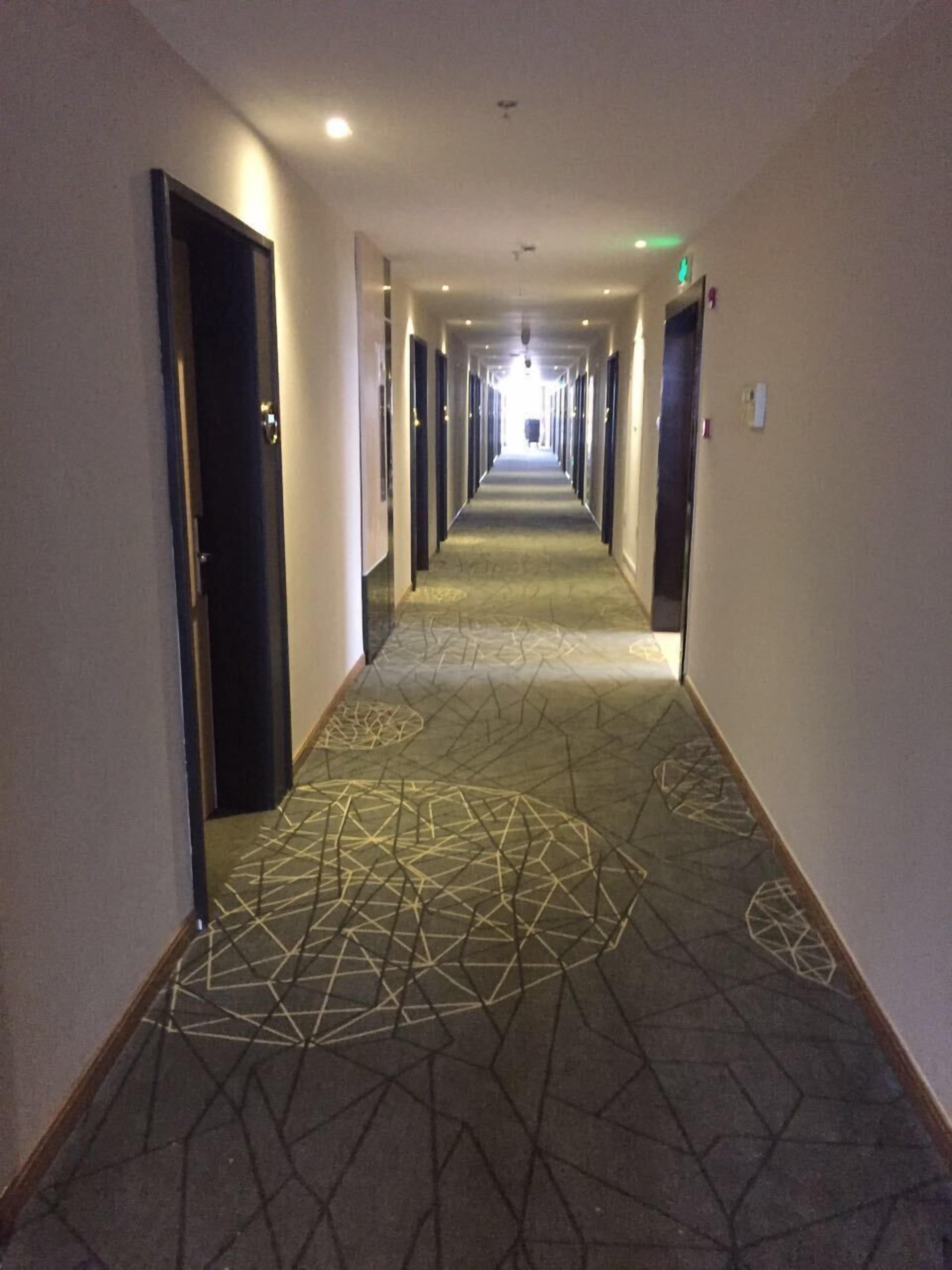 deluxe double room | desk, blackout curtains, free wifi