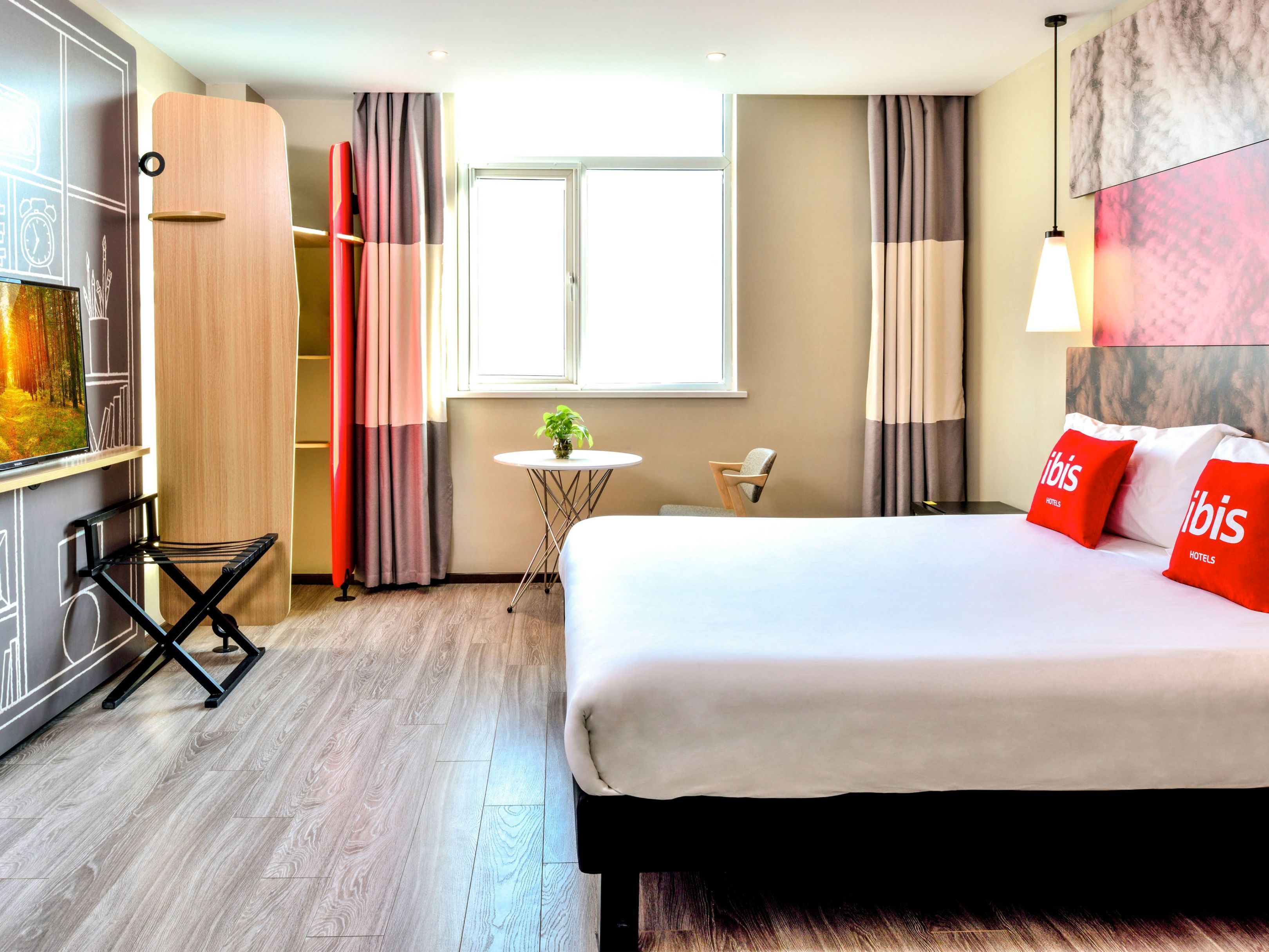 desk, blackout curtains, free wifi