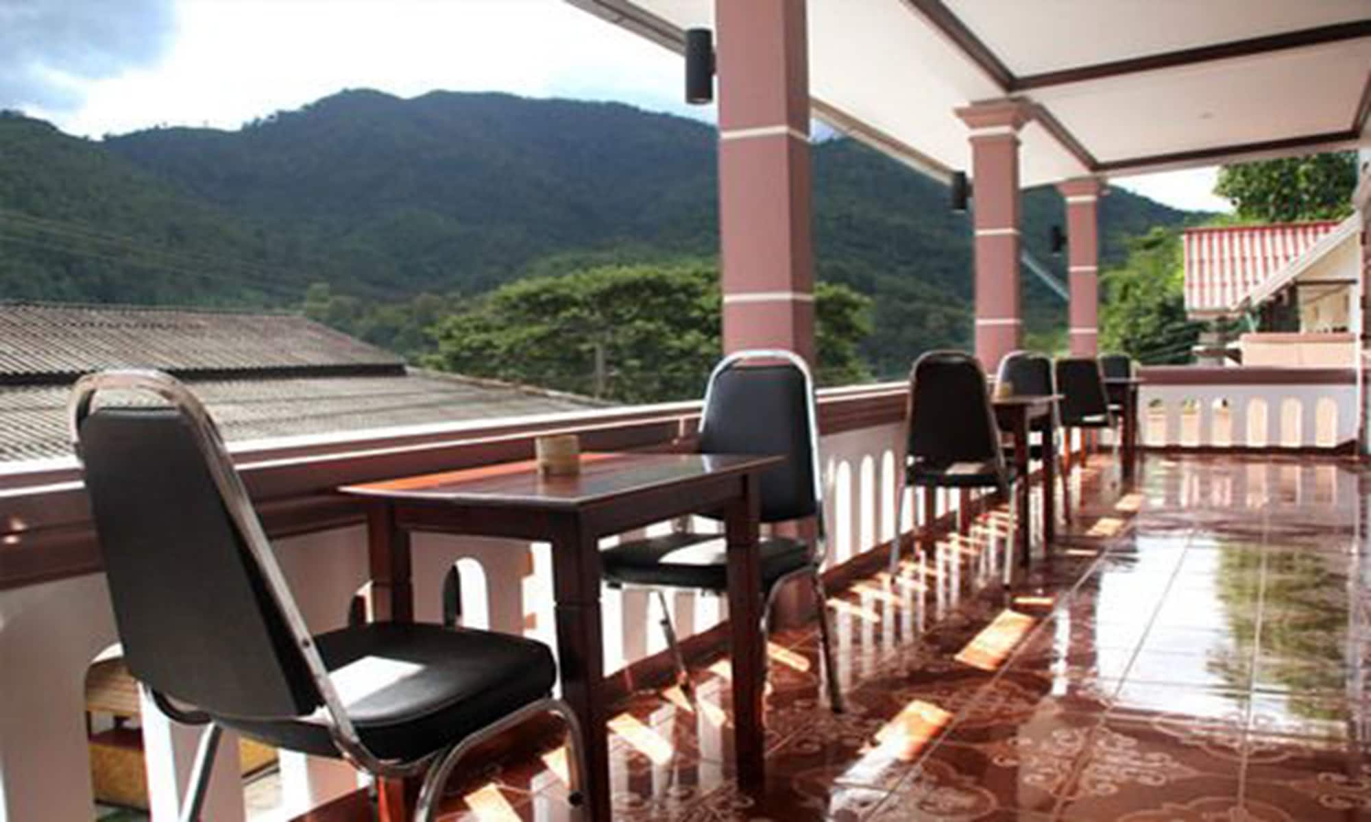 2 Star Hotels