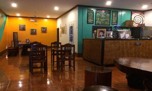Coffee shop - DP Guesthouse (Pakbeng)