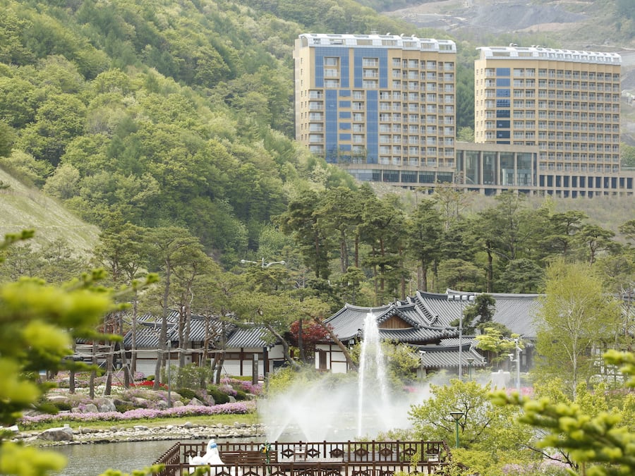 Facciata della struttura