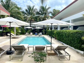 Outdoor pool - Hotel Lotus Bleu (Rawai)
