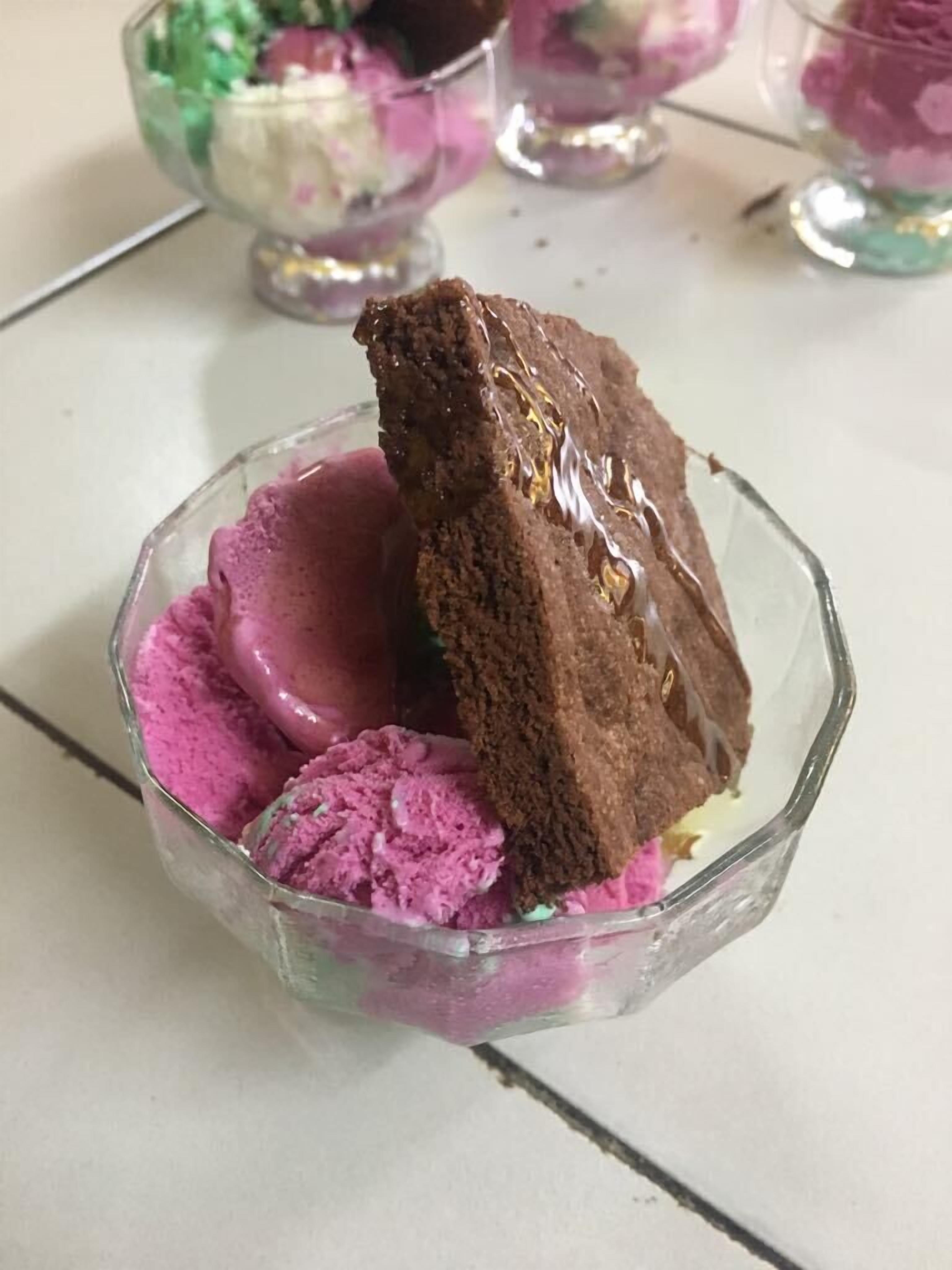 餐饮