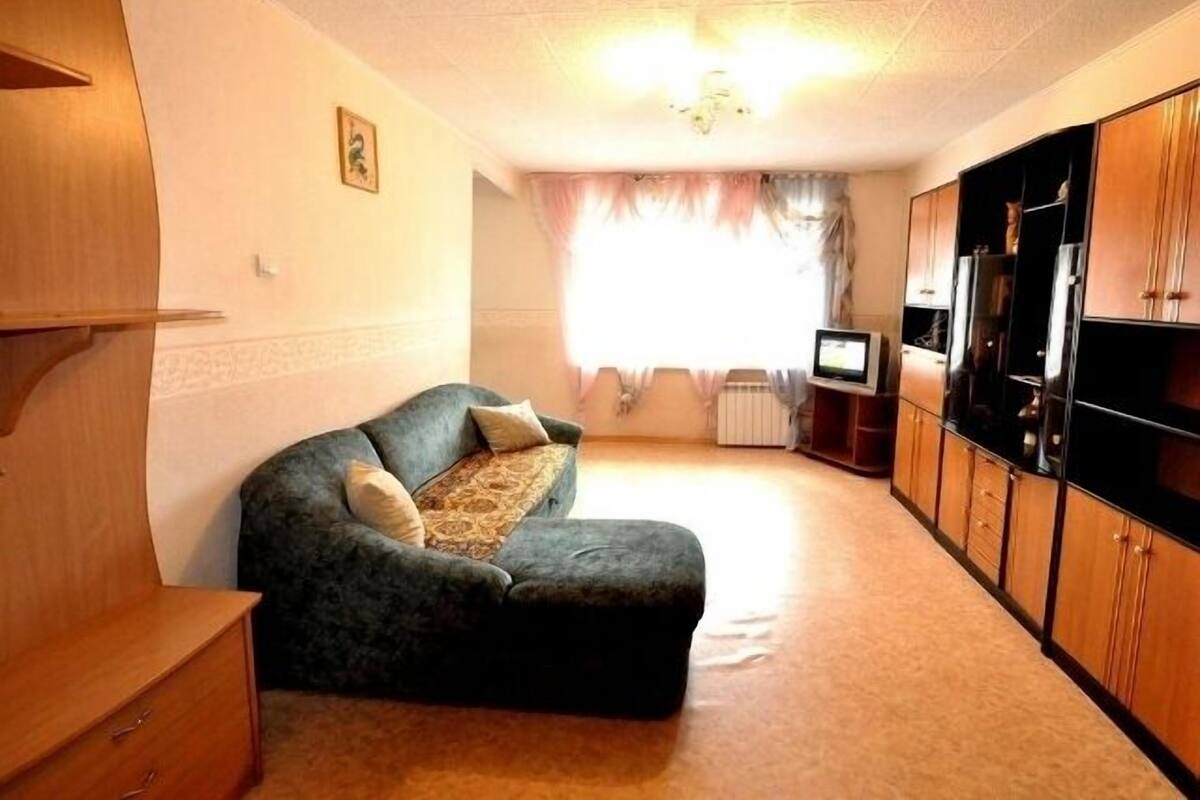 Apartment, 3 Schlafzimmer (69 Sotsialisticheskiy Avenue) | Bügeleisen/Bügelbrett, kostenloses WLAN