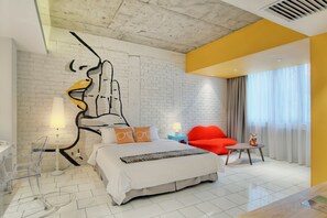 Premier Room, 1 King Bed | Minibar, in-room safe, desk, laptop workspace - Timez Hotel Melaka (Malacca City)
