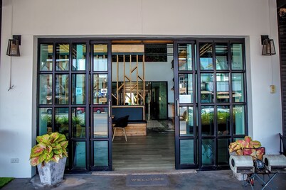 Lukmuang 2 Hotel