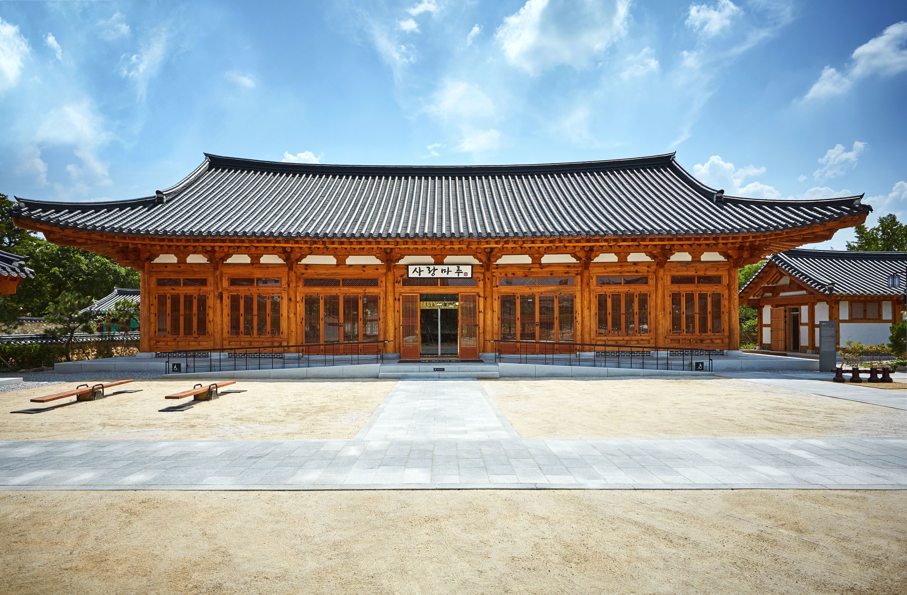 숙박 시설 정면