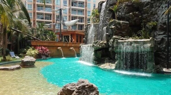 Front of property - Atlantis Condo Jomtien by Nan (Pattaya)