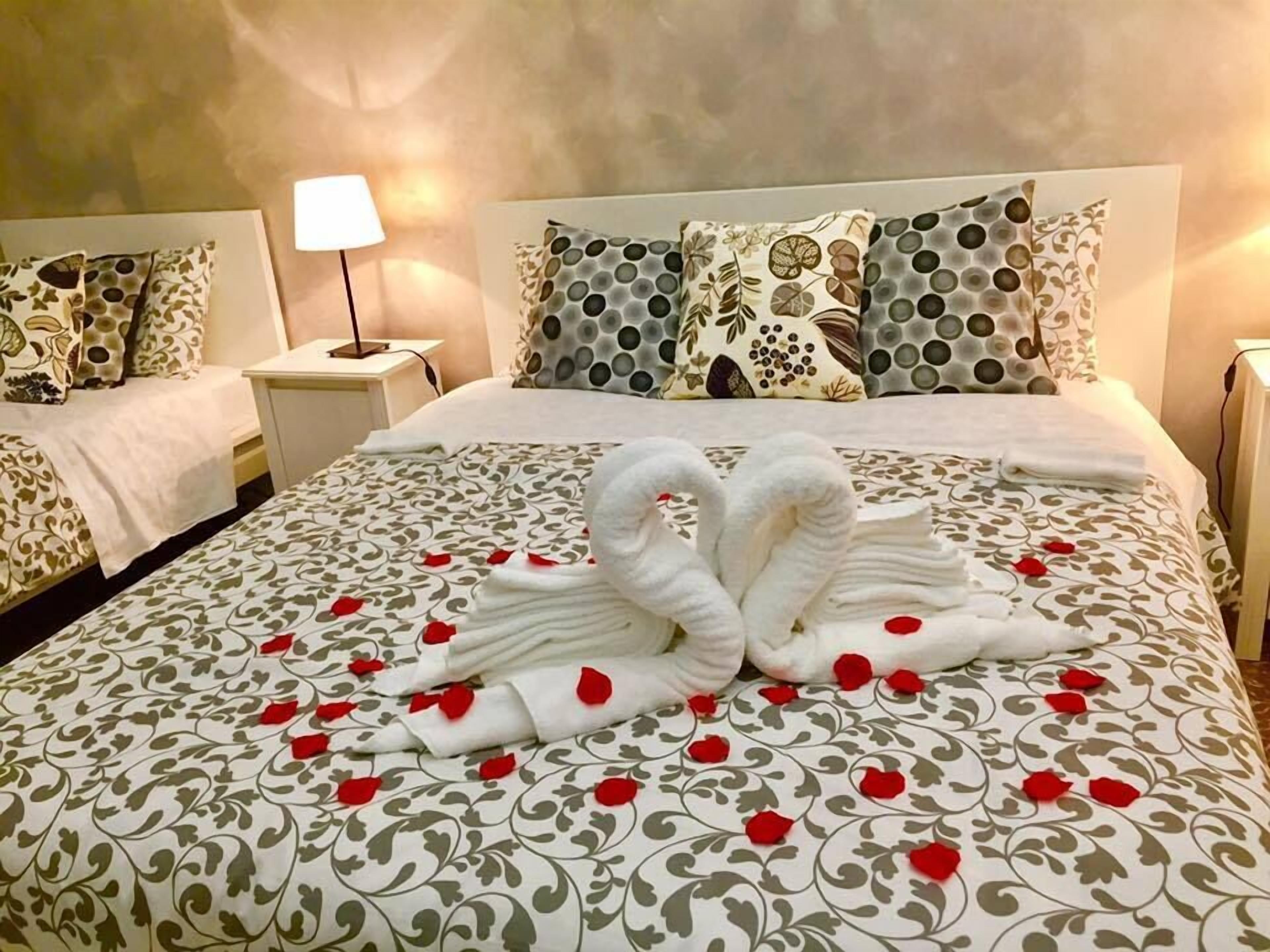 Deluxe Triple Room, Sea View | Premium bedding, minibar, desk, free WiFi