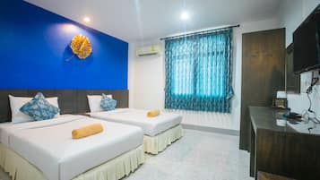 Standard Twin Room | Desk, free WiFi, bed sheets
