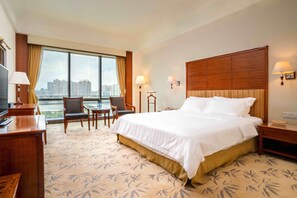 デラックス ダブルルーム リバービュー | ミニバー、セーフティボックス (室内)、デスク、ノートパソコン用作業スペース