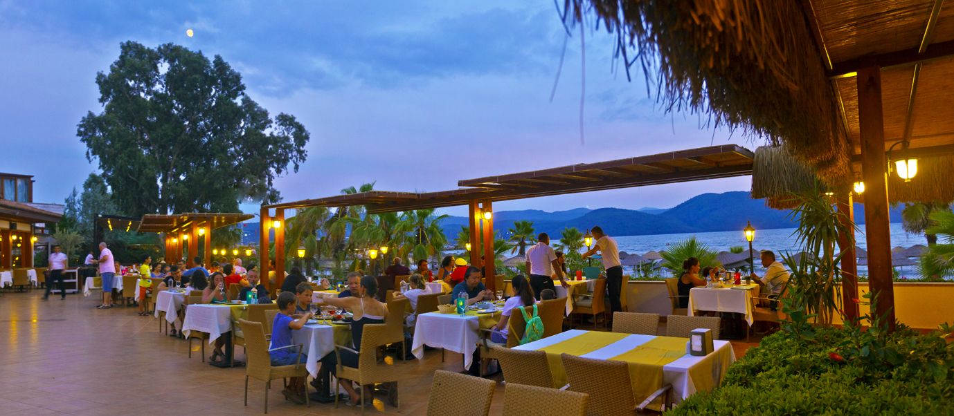 3 restaurants, lunch, dinner served; turkish cuisine