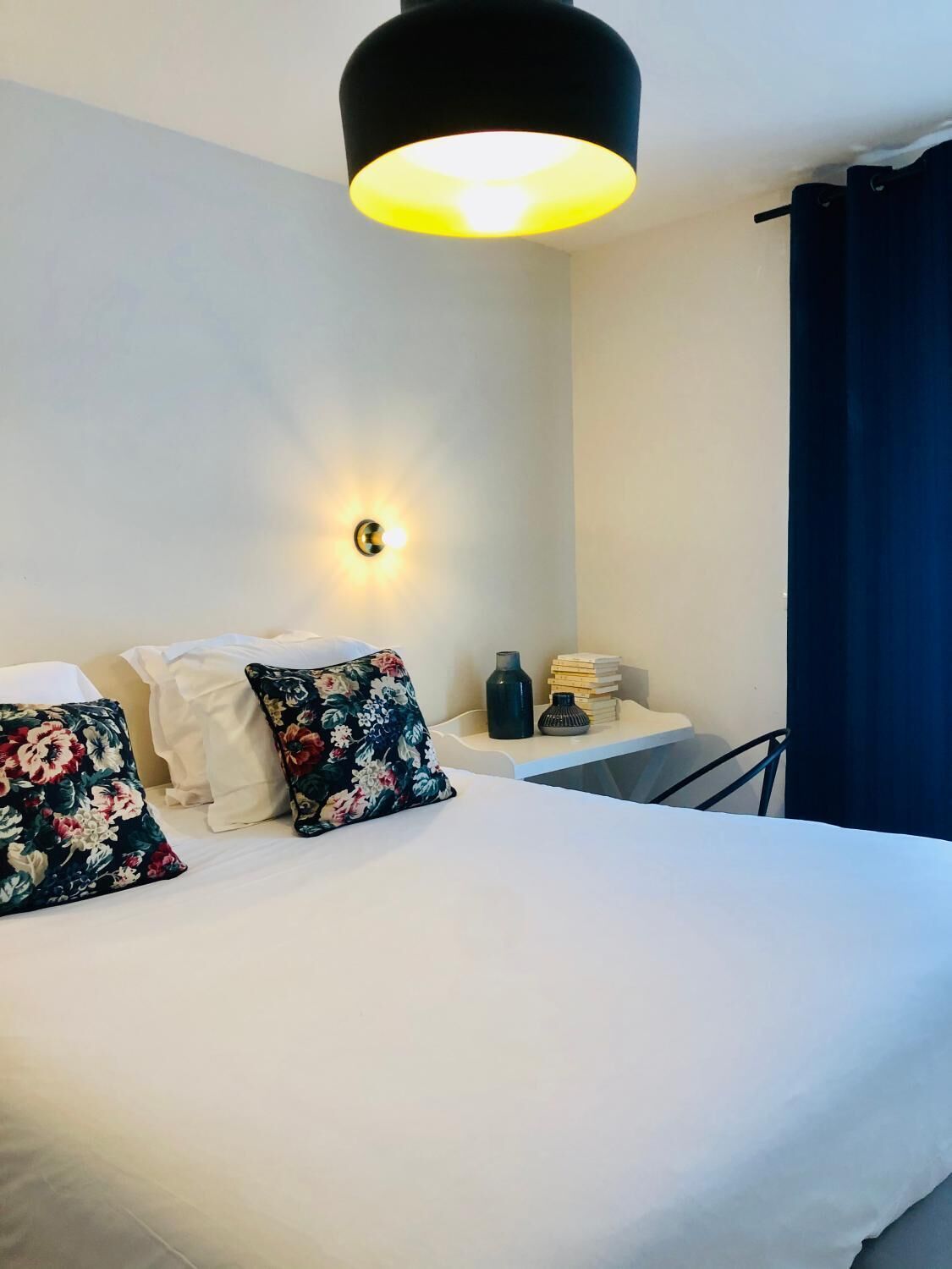 premium bedding, select comfort beds, individually decorated, desk