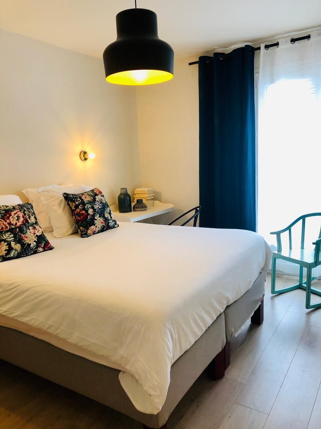 premium bedding, select comfort beds, individually decorated, desk