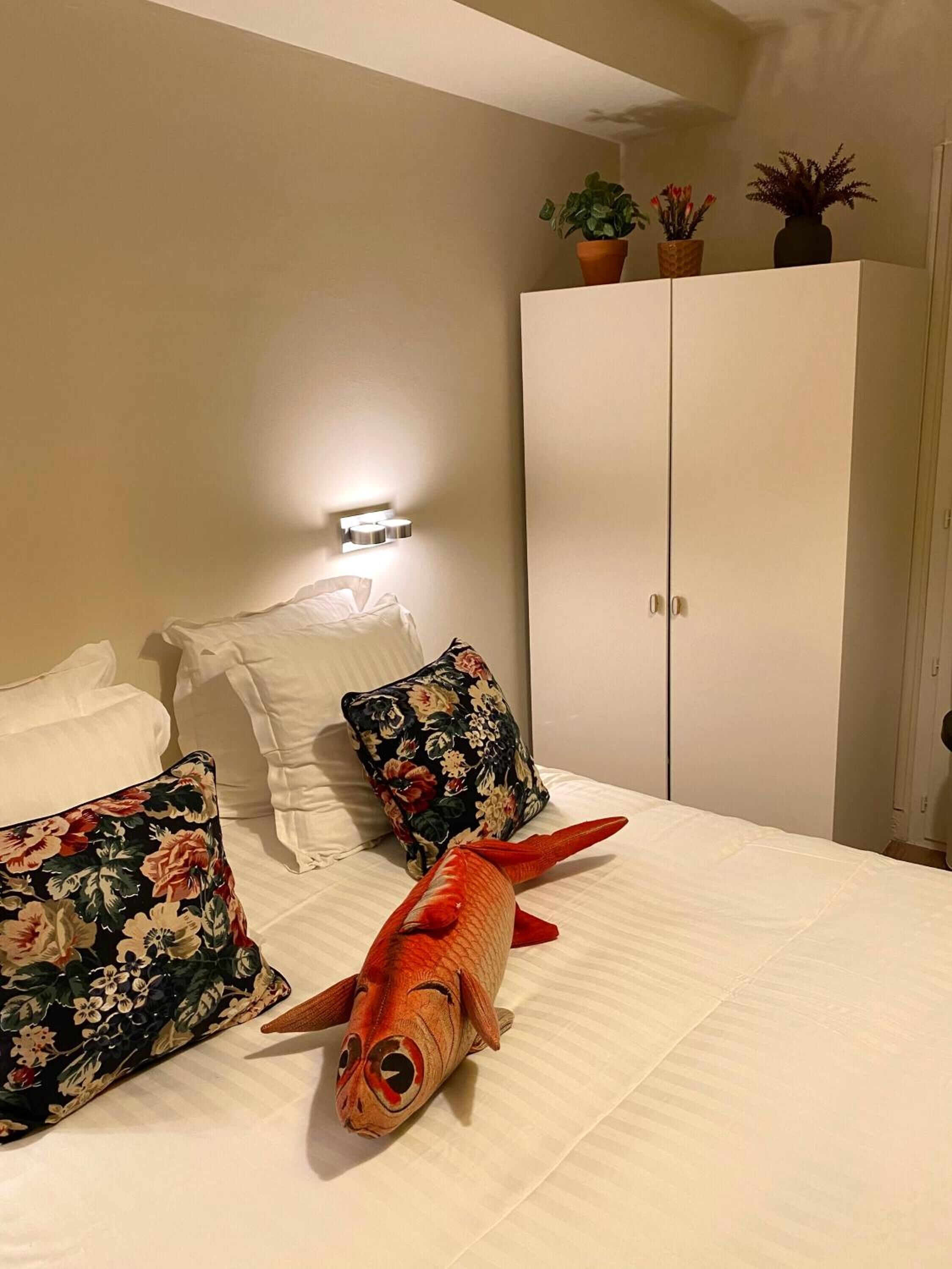 premium bedding, select comfort beds, individually decorated, desk