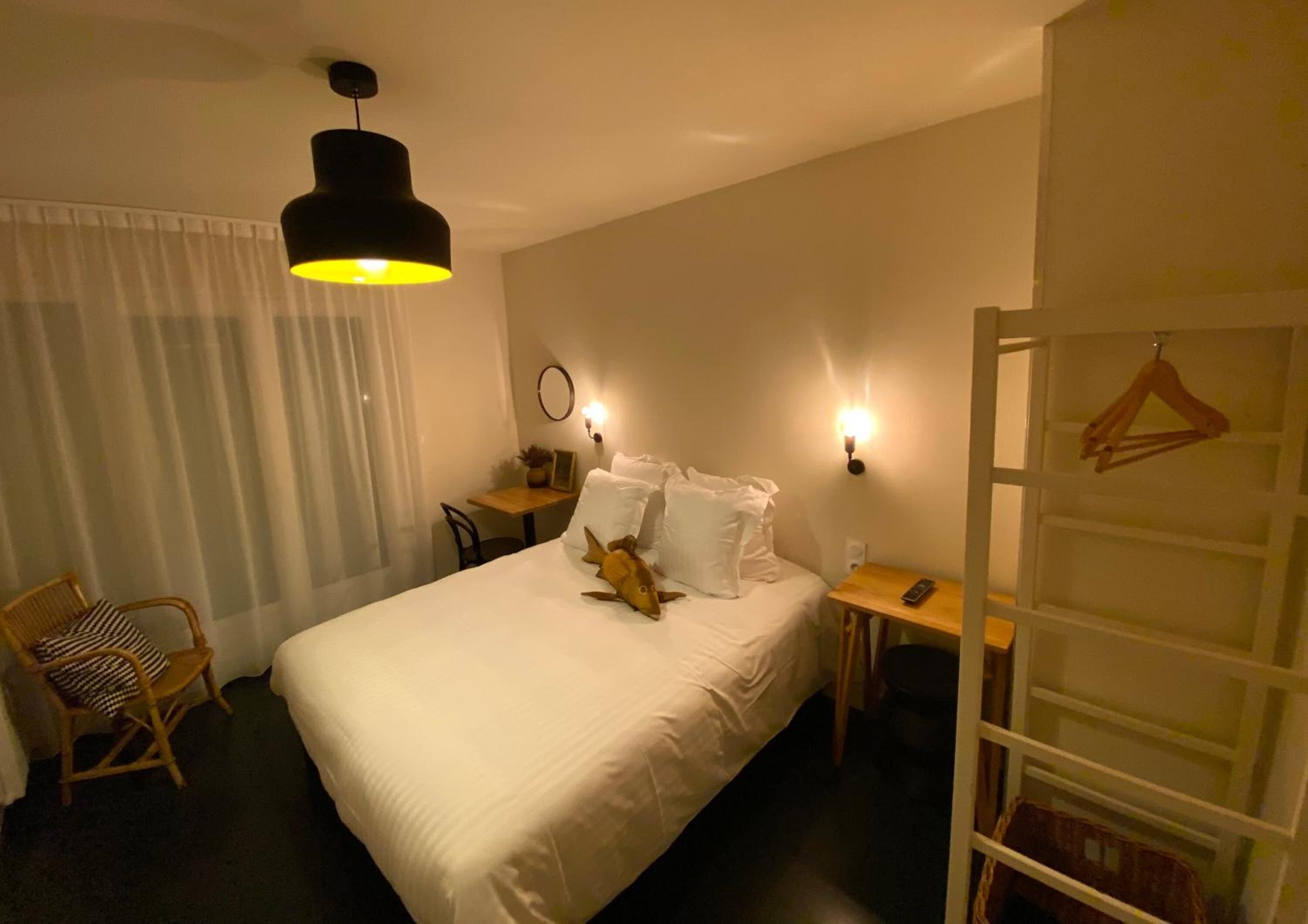 premium bedding, select comfort beds, individually decorated, desk