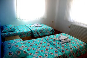 Quarto duplo standard | Roupas de cama premium, Wi-Fi de cortesia