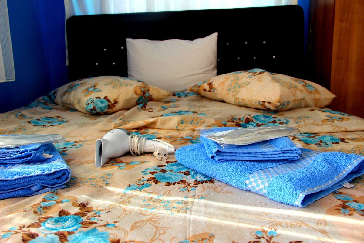 Ropa de cama de alta calidad y wifi gratis 