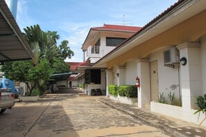 Property grounds - Picnic Sriracha Hotel (Si Racha)