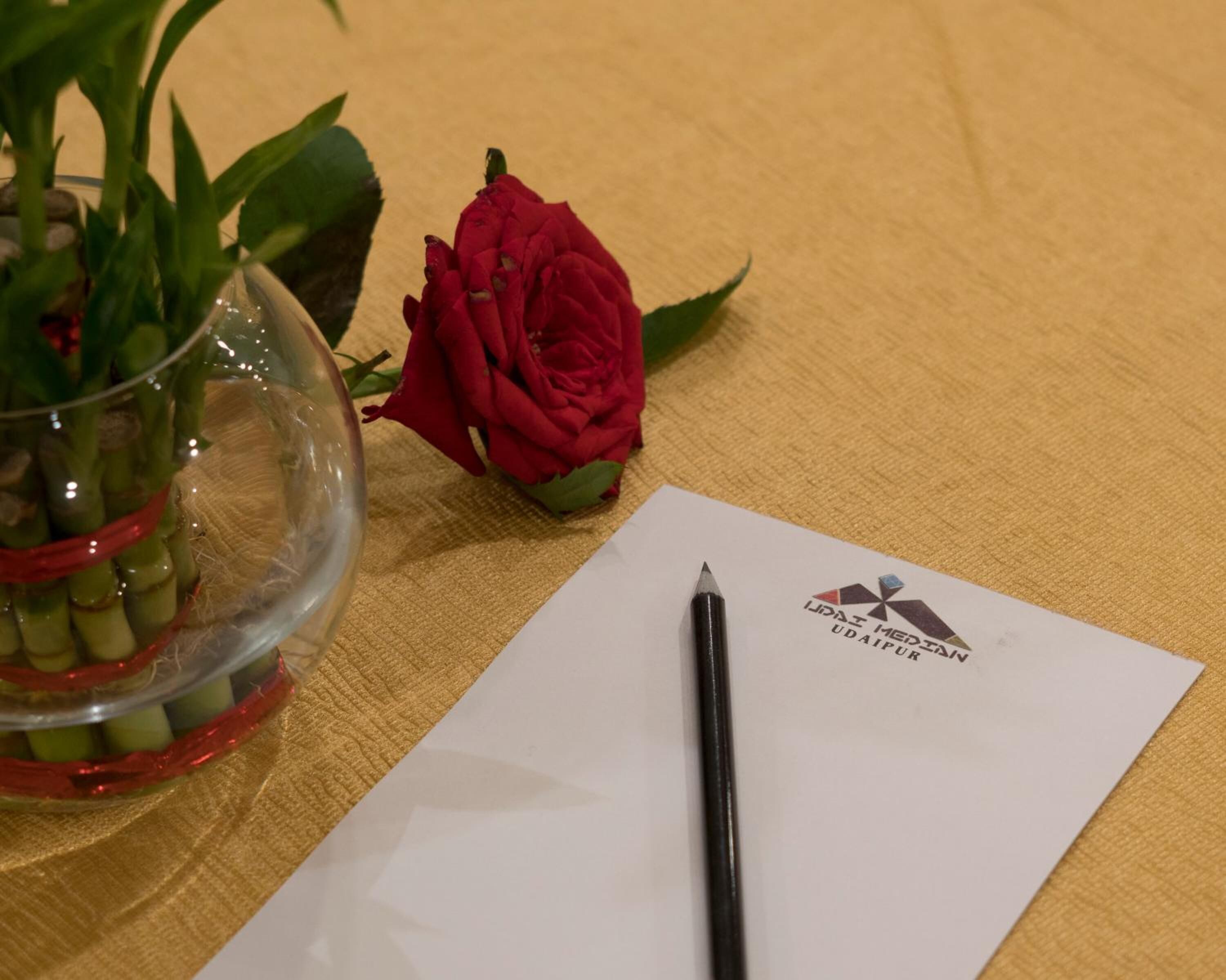 Foto - Hotel Udai Median